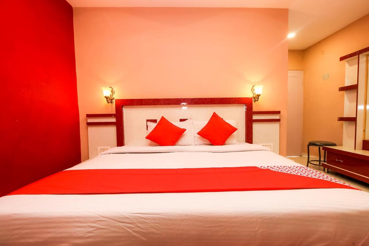 Oyo 10709 Hotel Sbt Visakhapatnam Esterno foto